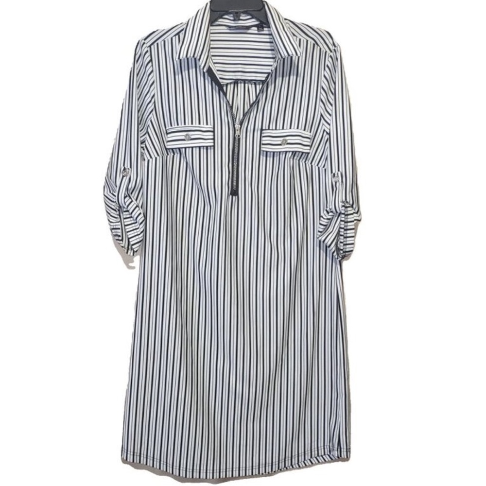 Elegant Black and White Striped Long Sleeve Dress